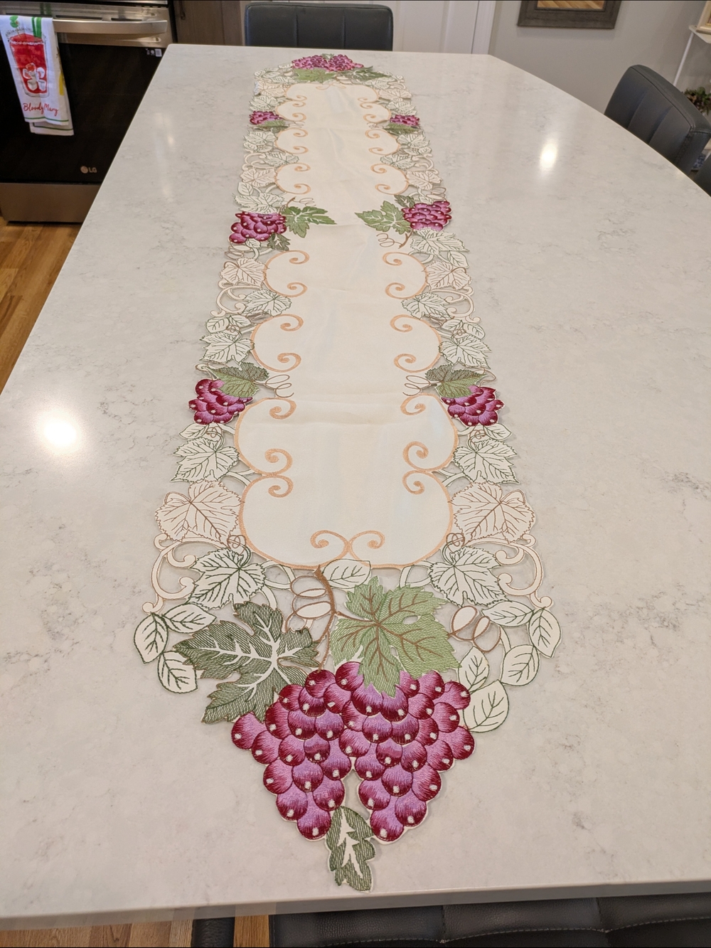 Decorative Purple Grape Embroidered Table Runner - Brand Unspecified Size